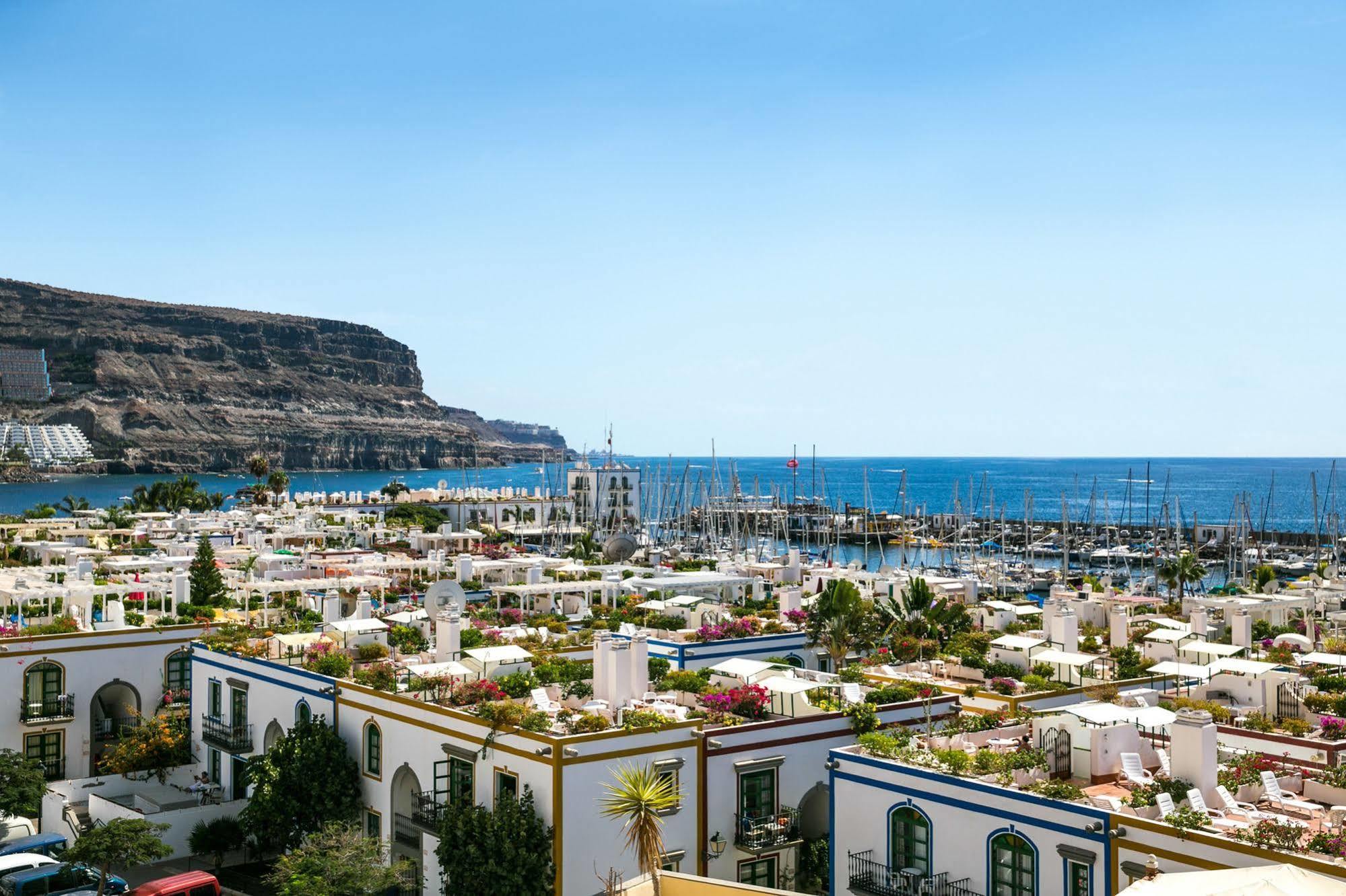 Apartamentos Livvo بويرتو دي موغان المظهر الخارجي الصورة